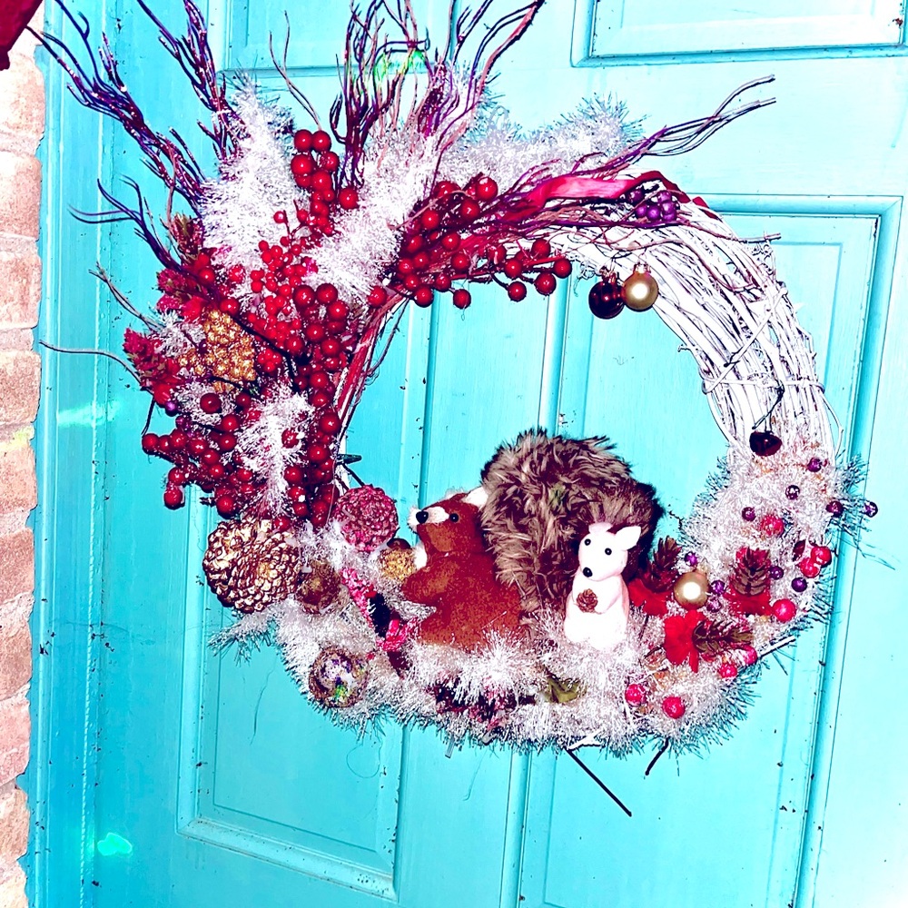 Squirrels Christmas wreath